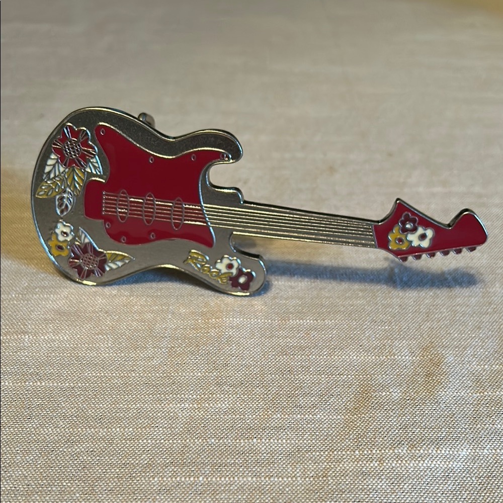 Pink and Silver Decorative Guitar Belt Buckle